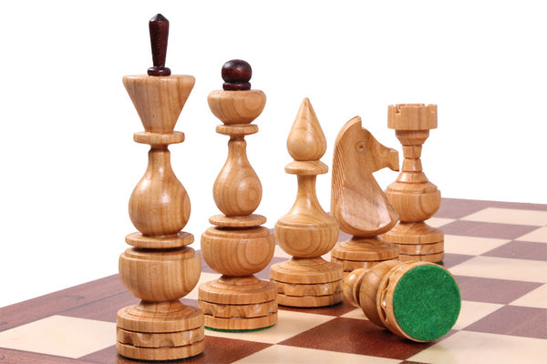 Debut Chess Set