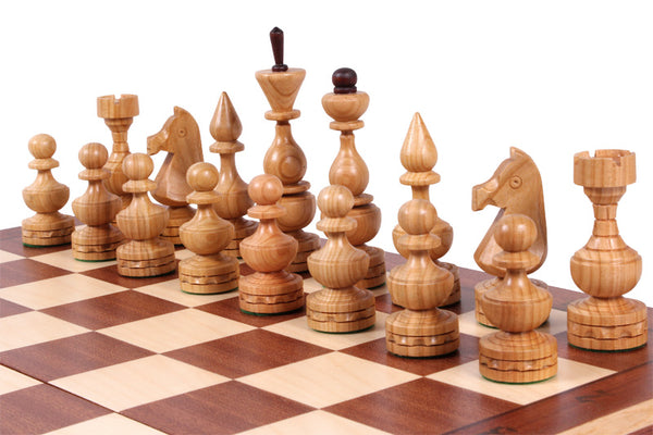 Debut Chess Set