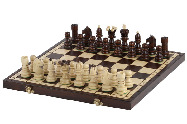 The Pearl Chess Set