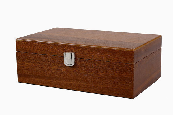 Sapele Chess Piece Chest (24x15x8.5cm)