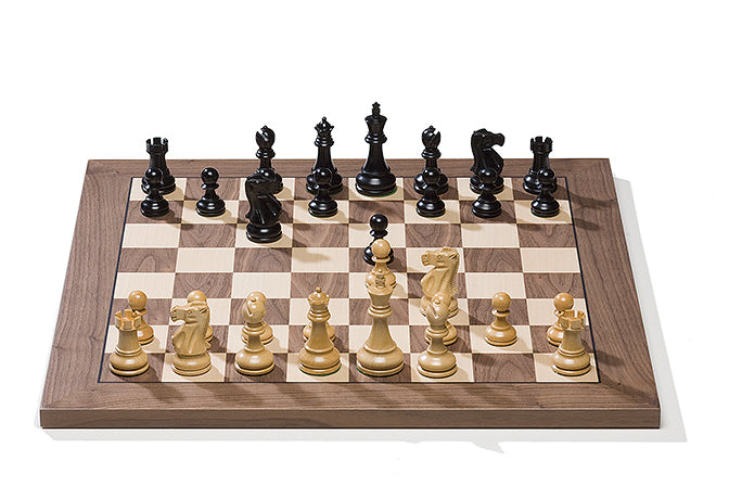 DGT e-Board USB Walnut Chess Set