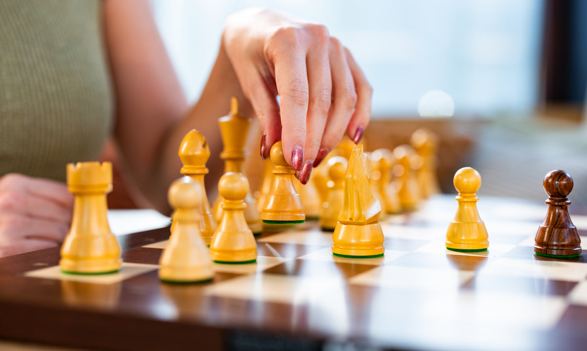 DGT Modern Wooden Chess Pieces - Unweighted