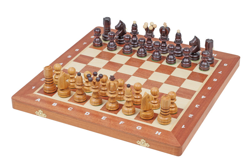 The Pearl Chess Set