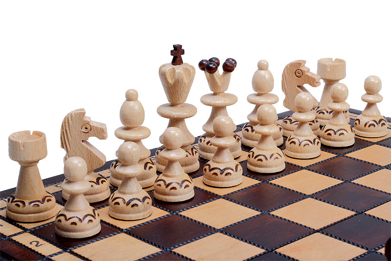 The Pearl Chess Set