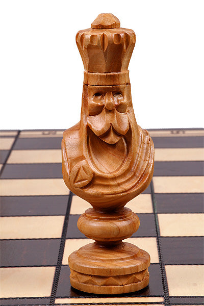 The Cezar Chess Set