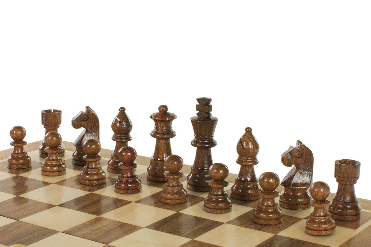 Magnetic Chess Set with Inlaid Chessboard