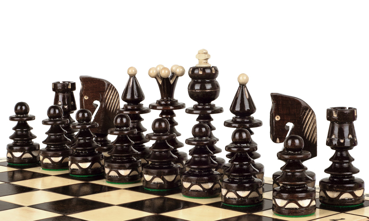 The Choin Chess Set
