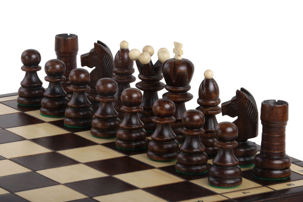 The Pearl Chess Set