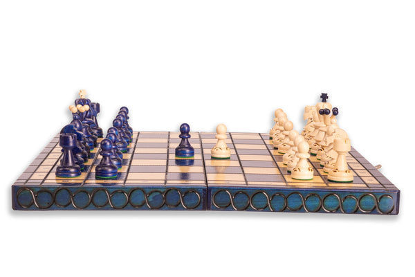 The Pearl Chess Set