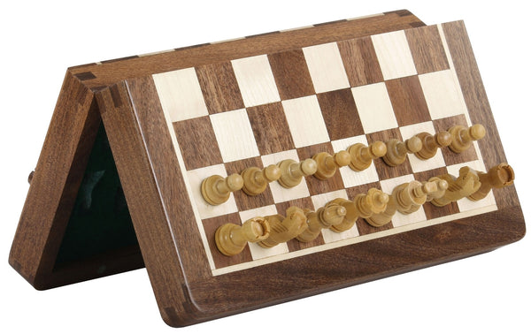 Magnetic Chess Set with Inlaid Chessboard