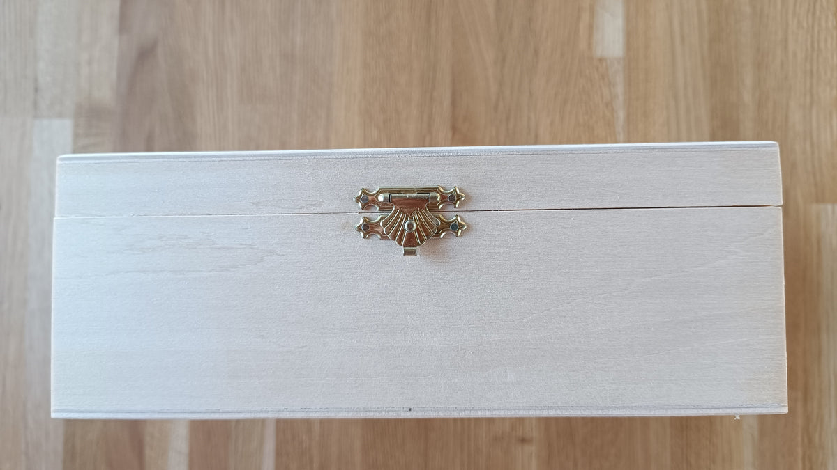 Staunton Wooden Chess Piece Box (90mm King)