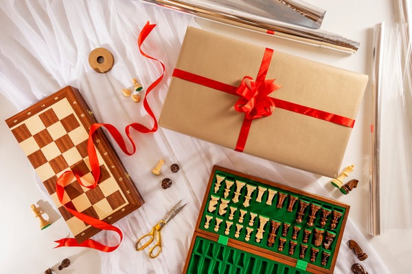 GIFT WRAPPING